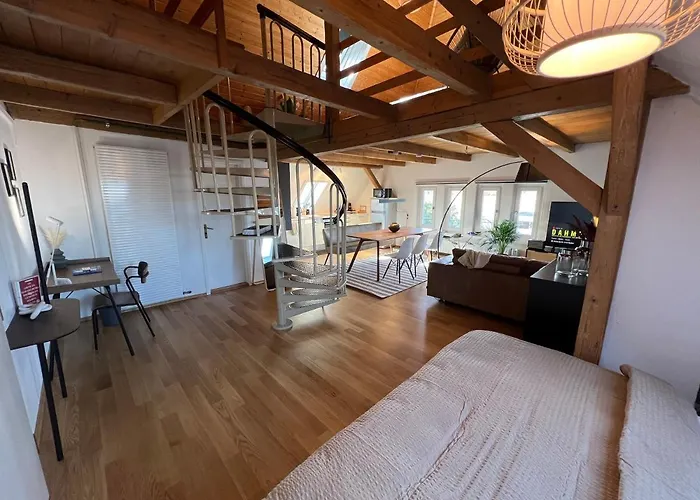 Wohlfuehl Loft - Seenaehe, Boxspringbett, Kueche